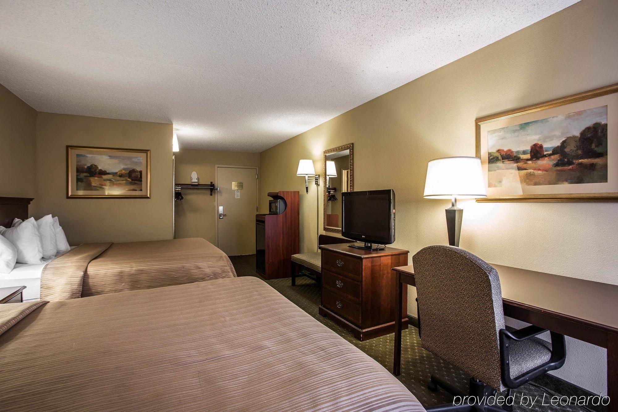 Quality Inn At The Park Fort Mill Εξωτερικό φωτογραφία