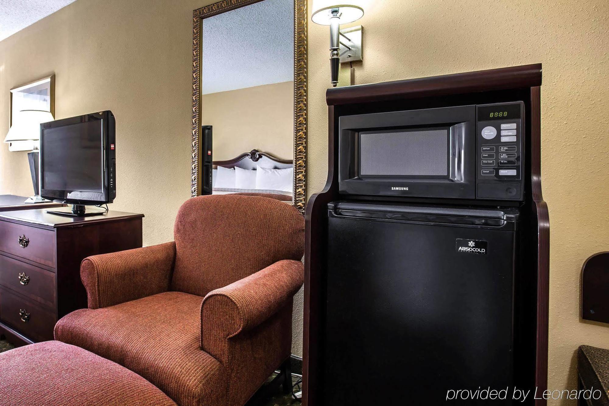 Quality Inn At The Park Fort Mill Εξωτερικό φωτογραφία