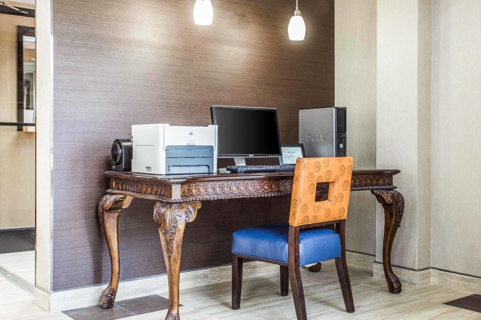 Quality Inn At The Park Fort Mill Εξωτερικό φωτογραφία