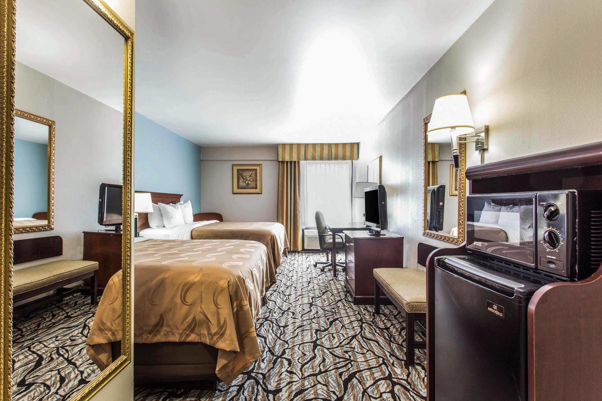 Quality Inn At The Park Fort Mill Εξωτερικό φωτογραφία